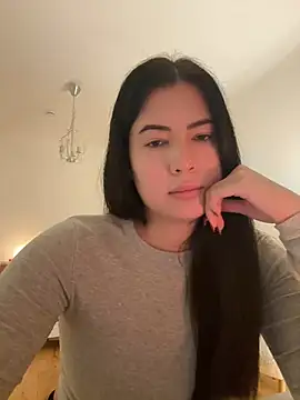 Snapshot of clairewntr chatting on January 21, 2025, 9:25 pm clairewntr online show from January 21, 2025, 9:25 pm