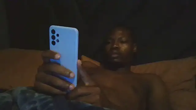 Snapshot of Malibongwe17 chatting on May 27, 2026, 4:42 am Malibongwe17 online show from May 27, 2026, 4:42 am