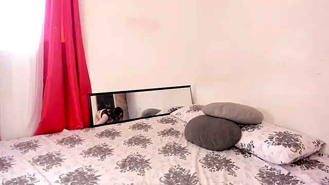 carmesix online show from March 1, 2026, 7:36 pm