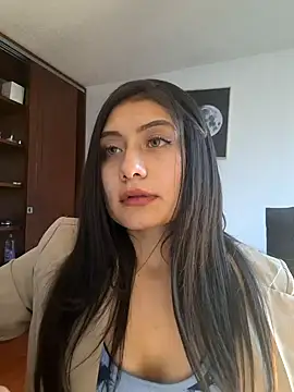 Snapshot of _Danna chatting on December 22, 2024, 10:04 pm  Danna online show from December 22, 2024, 10:04 pm