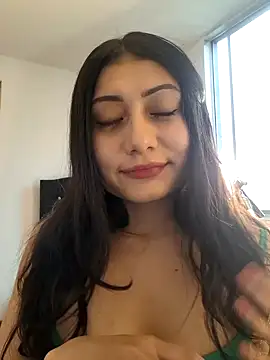 Snapshot of _Danna chatting on January 24, 2025, 9:37 pm  Danna online show from January 24, 2025, 9:37 pm