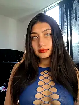 Snapshot of _Danna chatting on December 2, 2024, 11:51 am  Danna online show from December 2, 2024, 11:51 am