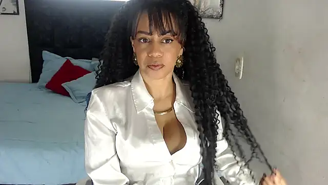 yeli xxx online show from November 29, 2025, 8:20 pm