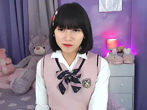 urlovelyfreya online show from November 11, 2025, 5:19 pm