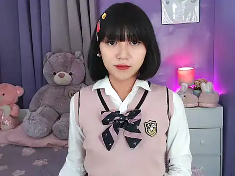 urlovelyfreya online show from November 9, 2025, 3:05 pm