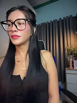 Snapshot of Jasmine_Elcock chatting on June 7, 2026, 8:03 pm Jasmine Elcock online show from June 7, 2026, 8:03 pm