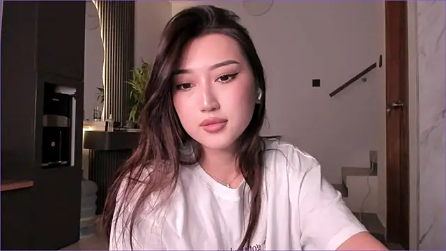 jin  ray online show from December 5, 2025, 3:21 pm