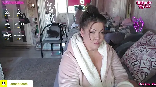 femme fatale1 online show from September 27, 2025, 11:38 am