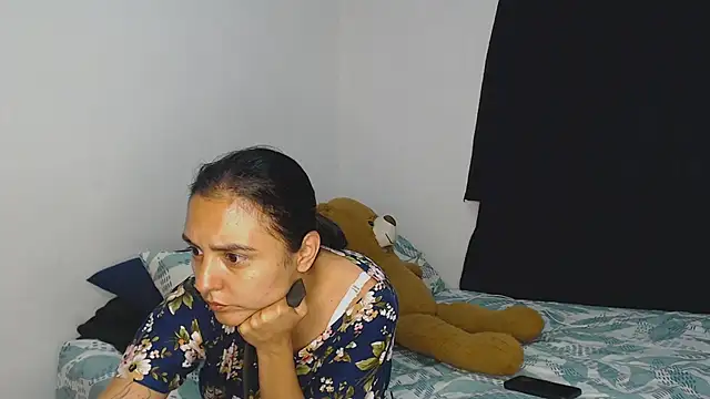 Snapshot of kathy_luisa chatting on July 29, 2026, 12:37 pm kathy luisa online show from July 29, 2026, 12:37 pm