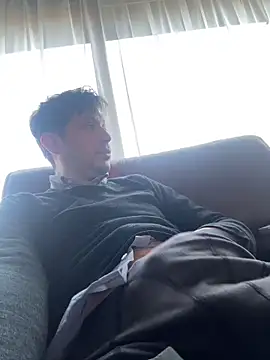 Snapshot of Taxidriver1988 chatting on February 14, 2025, 9:34 am Taxidriver1988 online show from February 14, 2025, 9:34 am