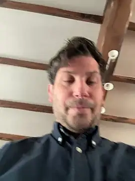 Snapshot of Taxidriver1988 chatting on February 25, 2025, 3:53 pm Taxidriver1988 online show from February 25, 2025, 3:53 pm