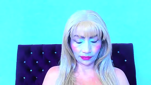 Snapshot of almabeckelt chatting on January 5, 2026, 8:01 pm almabeckelt online show from January 5, 2026, 8:01 pm