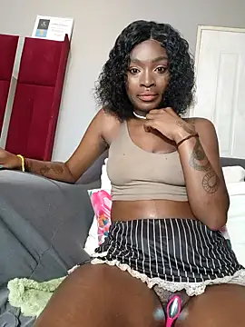 Snapshot of HoneyDropsX chatting on December 18, 2025, 5:34 am HoneyDropsX online show from December 18, 2025, 5:34 am