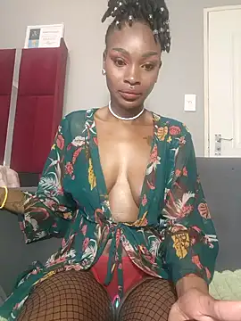 Snapshot of HoneyDropsX chatting on November 26, 2025, 5:07 am HoneyDropsX online show from November 26, 2025, 5:07 am