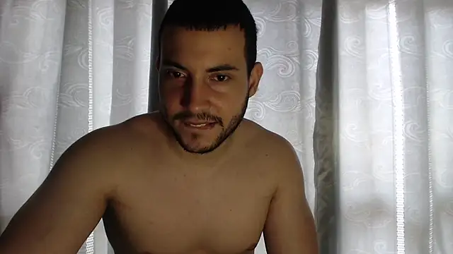 Snapshot of Armando_2002 chatting on March 25, 2026, 5:45 pm Armando 2002 online show from March 25, 2026, 5:45 pm