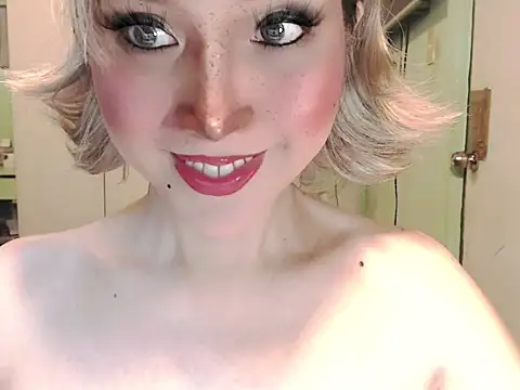 Snapshot of Ezradeliciosa chatting on May 2, 2026, 1:22 am Ezradeliciosa online show from May 2, 2026, 1:22 am