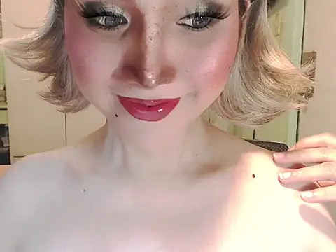Snapshot of Ezradeliciosa chatting on April 23, 2026, 1:56 am Ezradeliciosa online show from April 23, 2026, 1:56 am