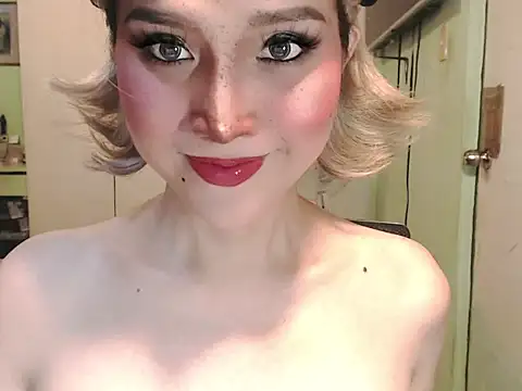 Snapshot of Ezradeliciosa chatting on May 16, 2026, 1:59 am Ezradeliciosa online show from May 16, 2026, 1:59 am