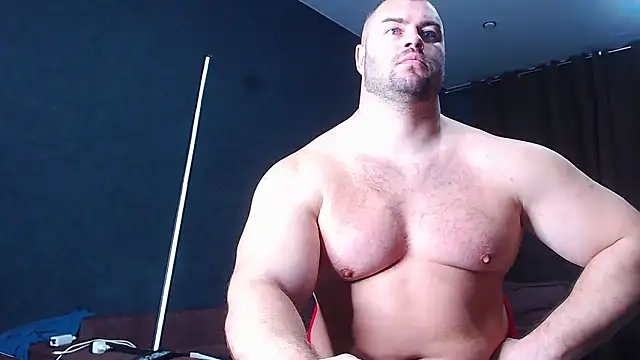 Snapshot of muscularjohnforuX chatting on December 4, 2025, 7:18 am muscularjohnforuX online show from December 4, 2025, 7:18 am