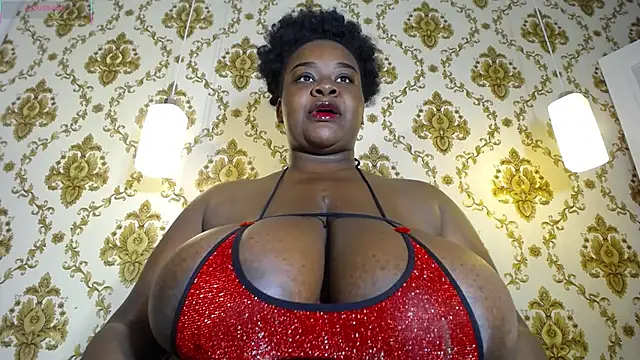 Snapshot of KARATIBBY_COX chatting on April 13, 2026, 12:31 pm KARATIBBY COX online show from April 13, 2026, 12:31 pm