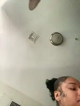 CutieFrmthehood online show from January 26, 2025, 6:16 pm