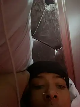 CutieFrmthehood online show from February 3, 2025, 2:45 pm