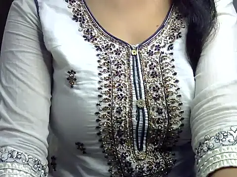 Snapshot of SiaraSiyA chatting on June 9, 2026, 5:14 pm SiaraSiyA online show from June 9, 2026, 5:14 pm