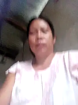 Snapshot of pinay_simple345 chatting on February 20, 2025, 11:31 am pinay simple345 online show from February 20, 2025, 11:31 am