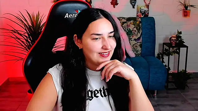 CeceliaJohnson online show from October 2, 2025, 8:07 am