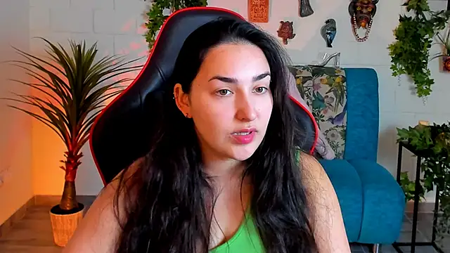 CeceliaJohnson online show from February 25, 2025, 8:14 am