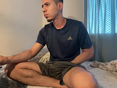 Snapshot of steven_clain chatting on April 3, 2026, 11:05 am steven clain online show from April 3, 2026, 11:05 am