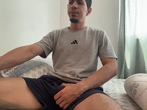 Snapshot of steven_clain chatting on March 25, 2026, 4:17 pm steven clain online show from March 25, 2026, 4:17 pm