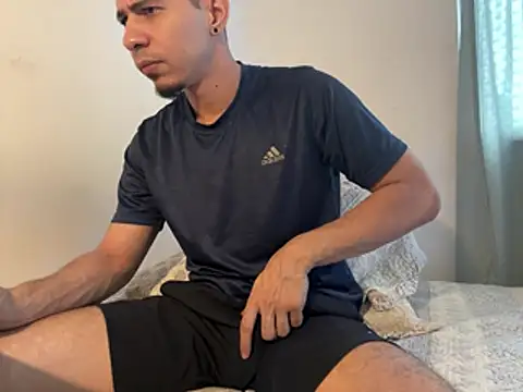 Snapshot of steven_clain chatting on April 1, 2026, 10:28 pm steven clain online show from April 1, 2026, 10:28 pm