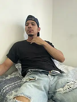 Snapshot of steven_clain chatting on March 14, 2026, 10:38 pm steven clain online show from March 14, 2026, 10:38 pm