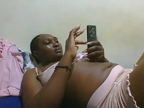 Snapshot of cute_lavenda chatting on November 9, 2025, 1:37 pm cute lavenda online show from November 9, 2025, 1:37 pm