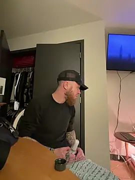 Mackwood89 online show from March 3, 2026, 1:12 am