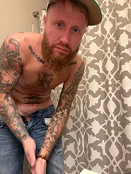 Mackwood89 online show from December 6, 2024, 6:42 am