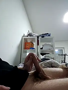 Snapshot of BigJuicy18cm chatting on January 26, 2025, 10:13 pm BigJuicy18cm online show from January 26, 2025, 10:13 pm