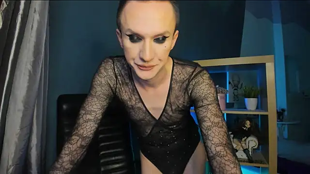 Snapshot of Cristal_Connors chatting on December 17, 2024, 7:26 pm Cristal Connors online show from December 17, 2024, 7:26 pm