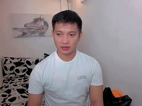 xSebastian19 online show from February 12, 2026, 6:18 pm