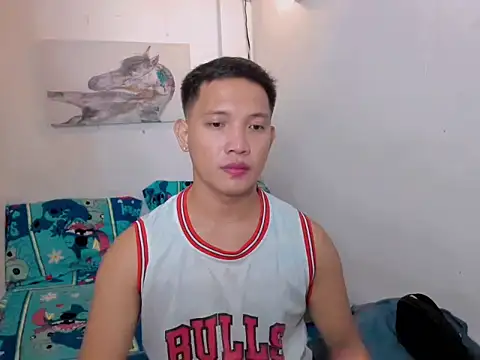 xSebastian19 online show from December 18, 2025, 6:29 am