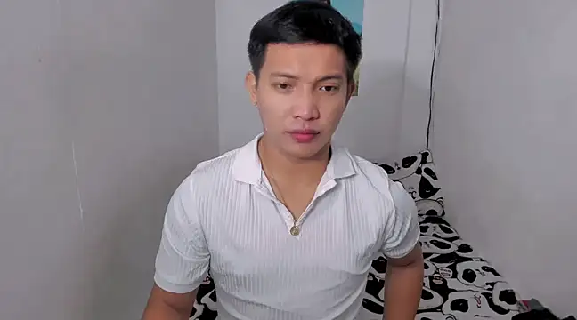 Snapshot of xSebastian19 chatting on December 16, 2024, 4:27 pm xSebastian19 online show from December 16, 2024, 4:27 pm