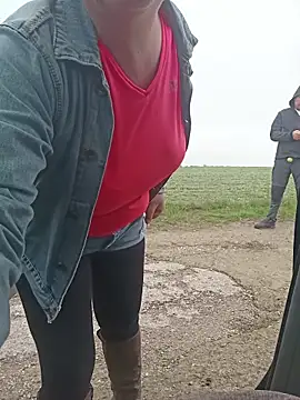 Snapshot of Saysomething3 chatting on November 8, 2025, 10:41 am Saysomething3 online show from November 8, 2025, 10:41 am