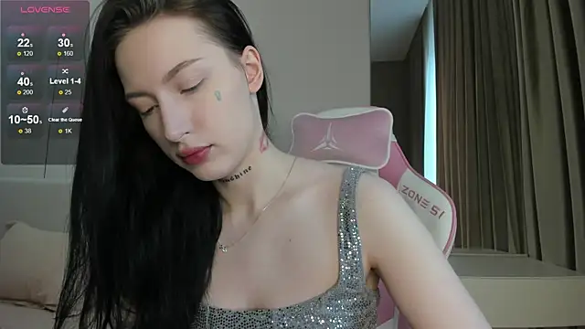 Snapshot of JenniferQueen11 chatting on May 31, 2026, 10:32 am JenniferQueen11 online show from May 31, 2026, 10:32 am