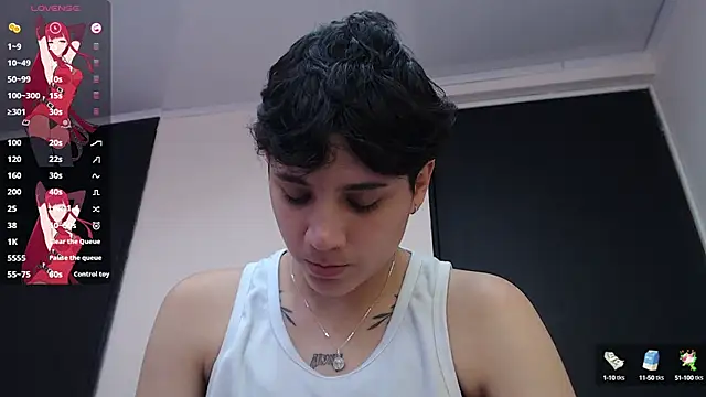Snapshot of bad_giirl_ chatting on February 28, 2025, 6:41 pm bad giirl  online show from February 28, 2025, 6:41 pm