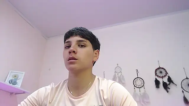 Snapshot of bad_giirl_ chatting on March 21, 2025, 3:13 pm bad giirl  online show from March 21, 2025, 3:13 pm