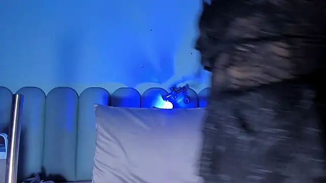 Snapshot of littless_angel chatting on November 29, 2025, 4:23 am littless angel online show from November 29, 2025, 4:23 am