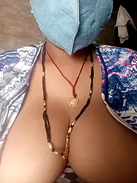 Snapshot of Lattika-Bhabhi chatting on January 31, 2025, 8:22 am Lattika-Bhabhi online show from January 31, 2025, 8:22 am