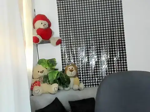 lorenitabella online show from December 2, 2025, 8:54 pm