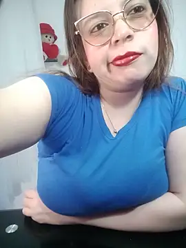 Snapshot of lorenitabella chatting on May 22, 2026, 8:56 am lorenitabella online show from May 22, 2026, 8:56 am